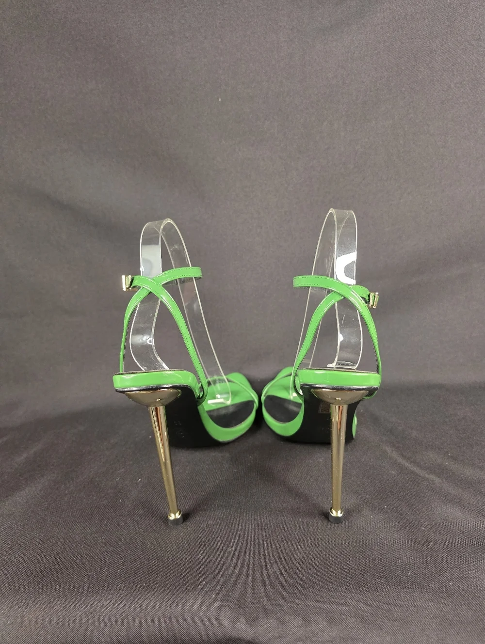 I AM FEMME Emerald Green Patent Stiletto Sandals Gold Heel Motivational Sole 8.5